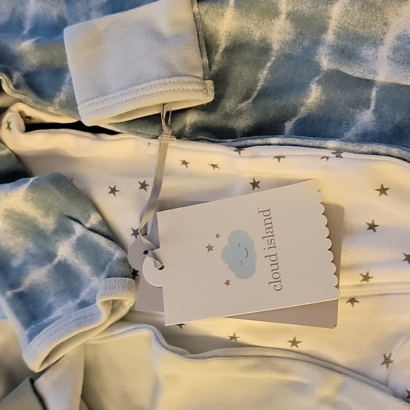 Baby one piece pj's hand covers - Picture 2 of 5